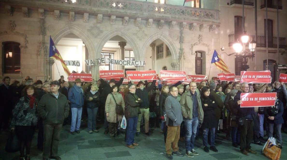 Captura de pantalla 2017-02-27 a les 23.52.00.png